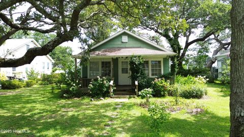 107 Lennoxville Point Road Beaufort NC 28516