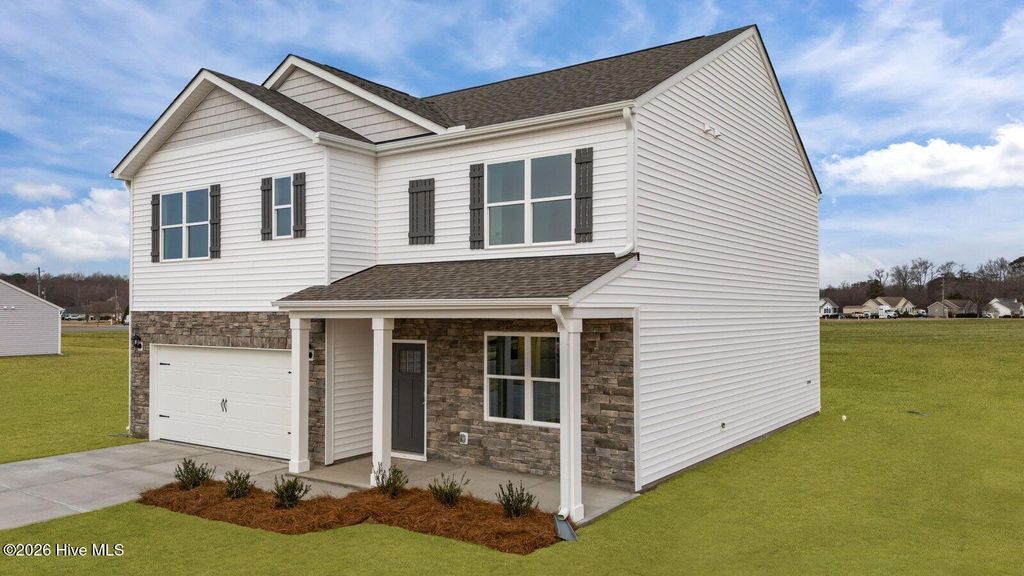 Photo of 1420 Green Ridge Drive, Winterville, NC 28590 (MLS # 100554145)