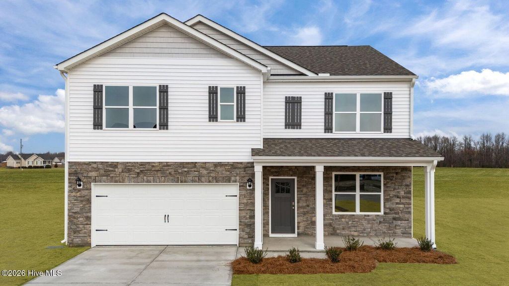 Photo of 1420 Green Ridge Drive, Winterville, NC 28590 (MLS # 100554145)