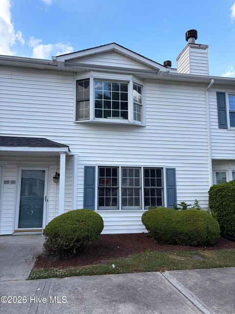 Townhouse For Rent - 3803 Sterling Pointe Drive<br/> Pitt County, Winterville, NC 28590
