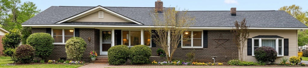 Photo of 101 Shore Drive, Bath, NC 27808 (MLS # 100613485)