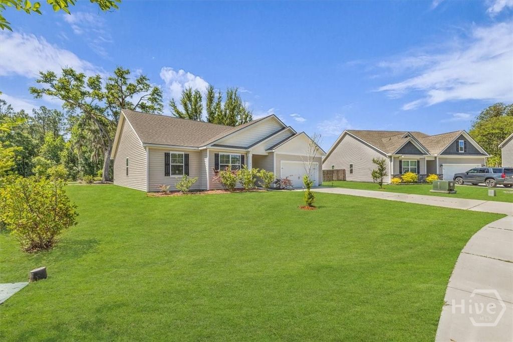 Photo of 11 Wedge Circle, Richmond Hill, GA 31324 (MLS # SA355602)