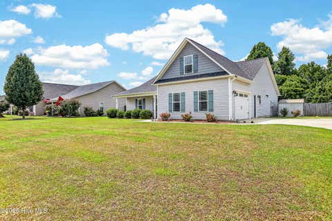 Tiny photo for 109 Pembury Way, Richlands, NC 28574 (MLS # 100591493)