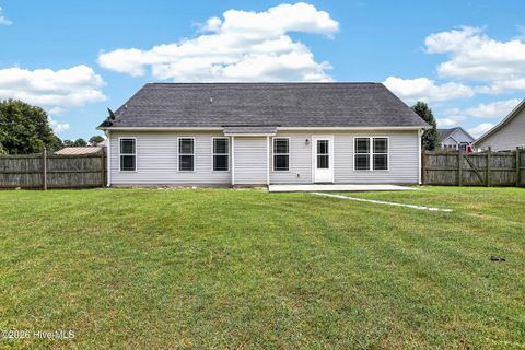 Tiny photo for 109 Pembury Way, Richlands, NC 28574 (MLS # 100591493)