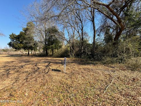 Vacant Land For Sale - TBD Firehouse Road<br/> Chinquapin, NC 28521
