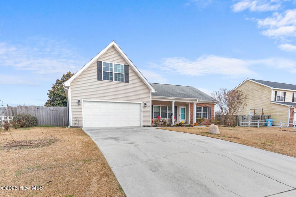 Photo of 225 Bonanza Drive, Richlands, NC 28574 (MLS # 100548901)