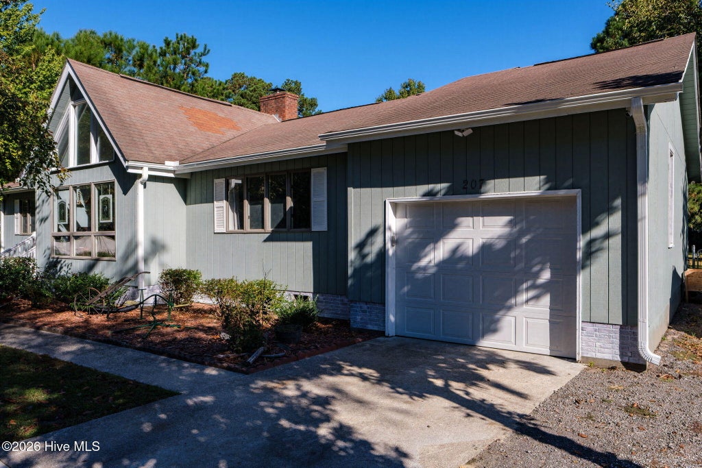 Photo of 207 Oak Ridge Drive, Edenton, NC 27932 (MLS # 100612487)