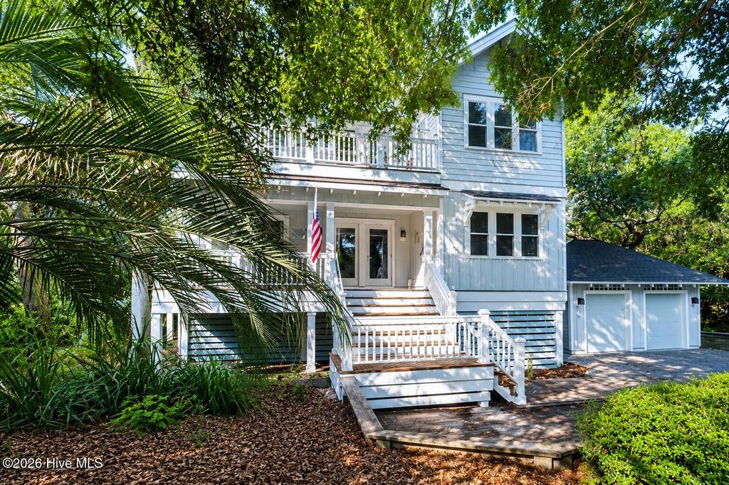 Photo of 114 N Bald Head Wynd, Bald Head Island, NC 28461 (MLS # 100588402)