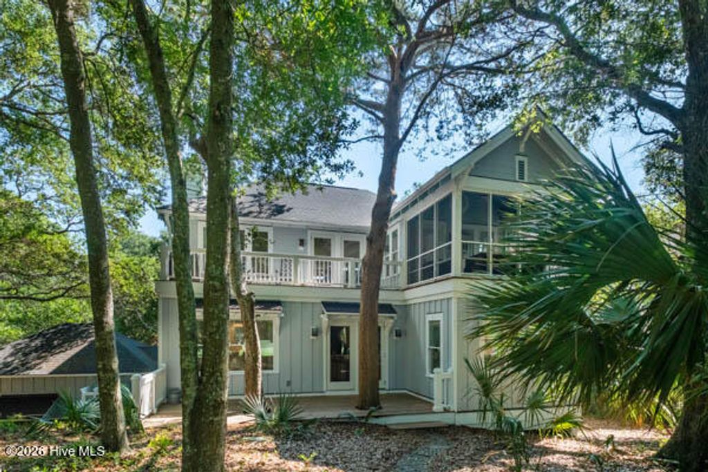 Photo of 114 N Bald Head Wynd, Bald Head Island, NC 28461 (MLS # 100588402)