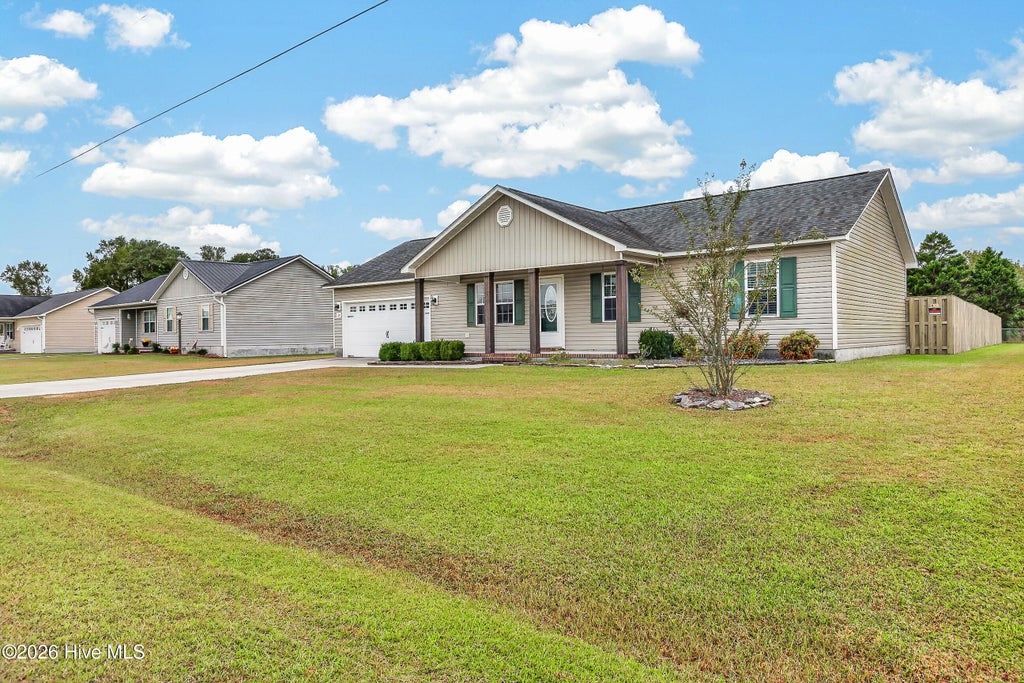 Photo of 114 Eagle Ridge Drive, Beulaville, NC 28518 (MLS # 100608692)