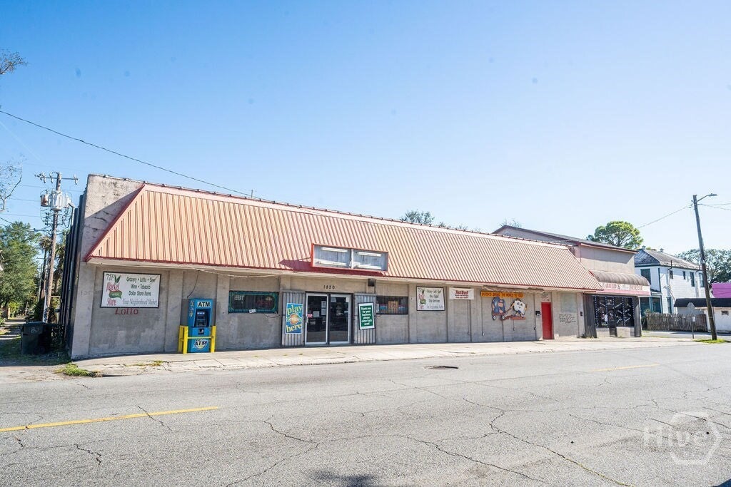 1820 Montgomery Street