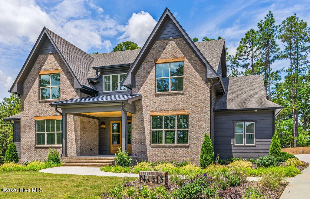 315 Sloan Lane