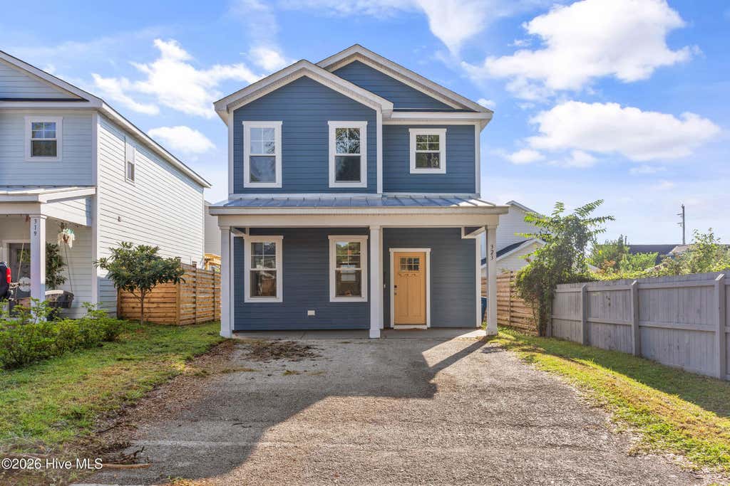 Photo of 323 Wilson Street, Wilmington, NC 28401 (MLS # 100598772)