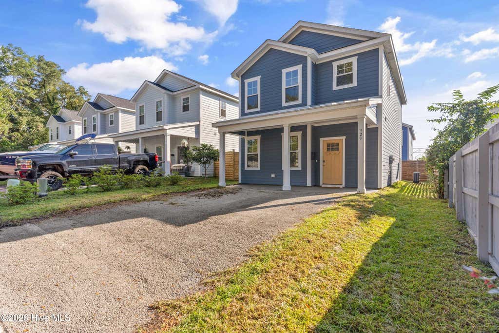 Photo of 323 Wilson Street, Wilmington, NC 28401 (MLS # 100598772)