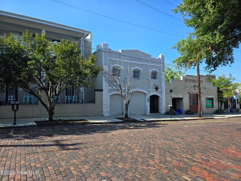 Tiny photo for 118 Dock Street #Apt 2, Wilmington, NC 28401 (MLS # 100598068)