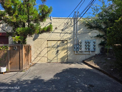Tiny photo for 118 Dock Street #Apt 2, Wilmington, NC 28401 (MLS # 100598068)