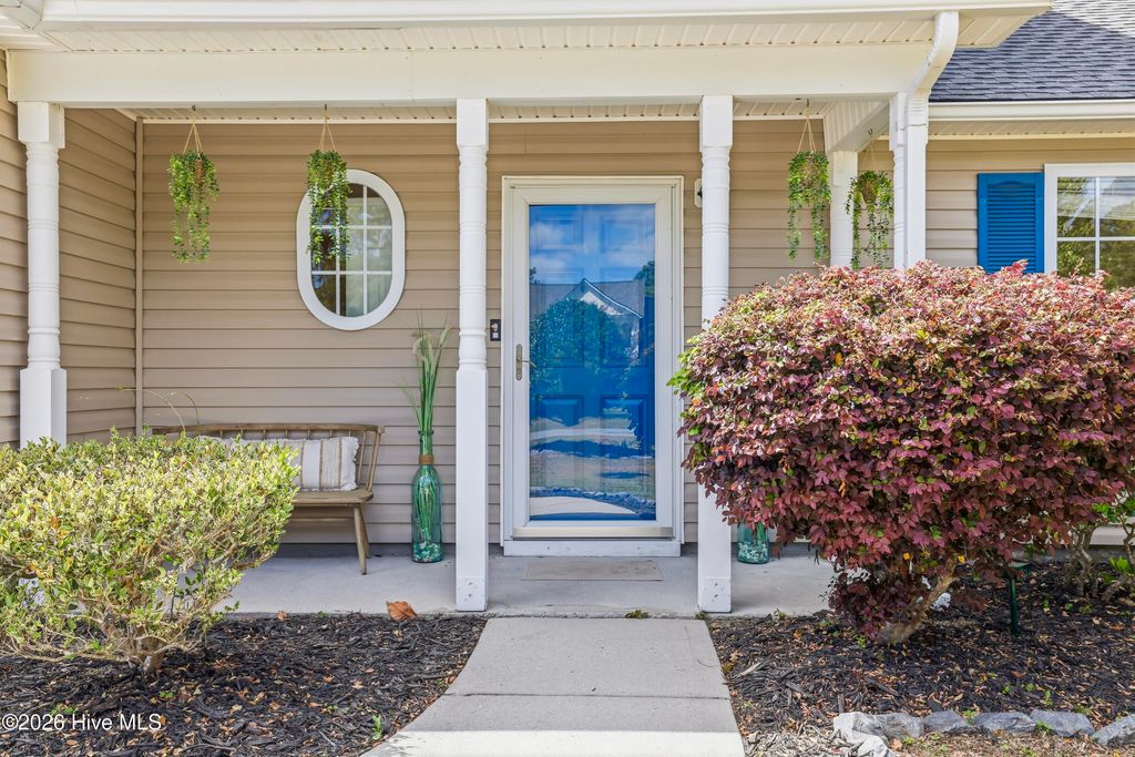 Photo of 103 Exeter Court, Burgaw, NC 28425 (MLS # 100565468)