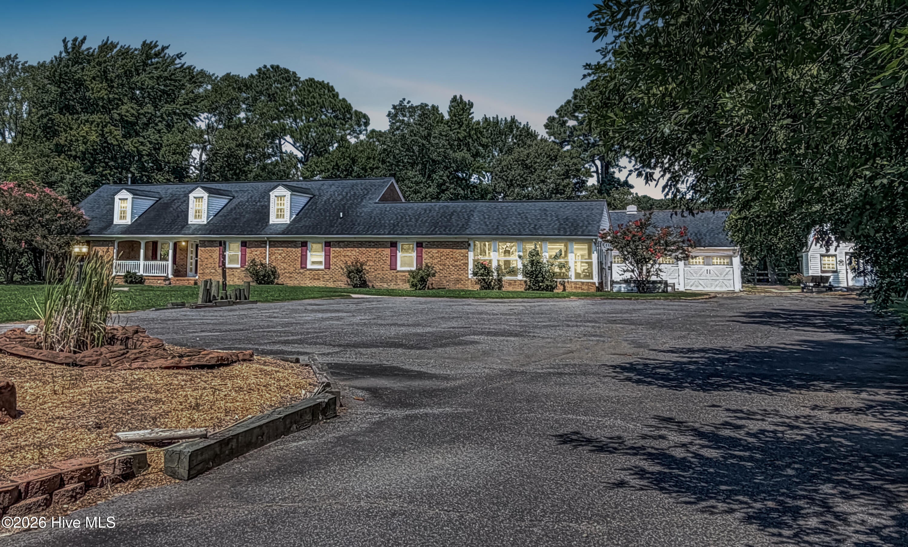 108 Hawkins Lane