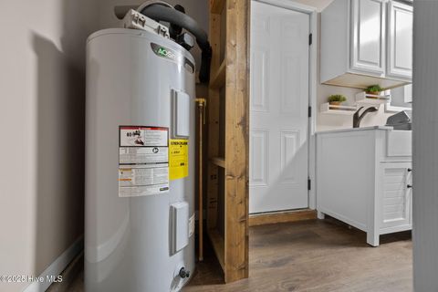 Tiny photo for 506 Sumrell Way, Hubert, NC 28539 (MLS # 100545189)