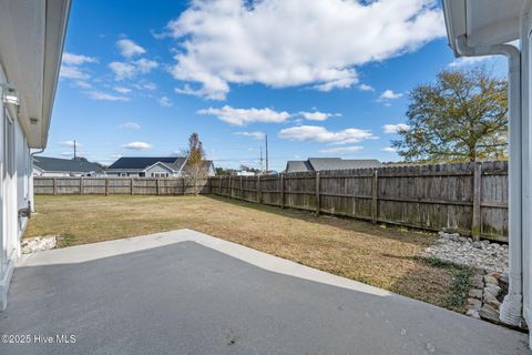 Tiny photo for 506 Sumrell Way, Hubert, NC 28539 (MLS # 100545189)