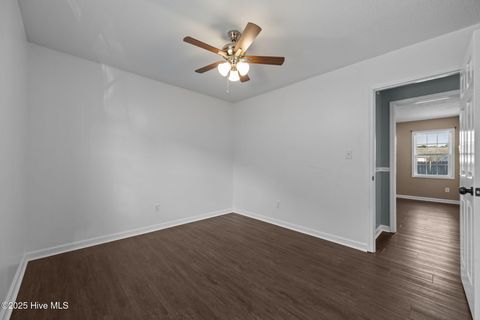 Tiny photo for 506 Sumrell Way, Hubert, NC 28539 (MLS # 100545189)