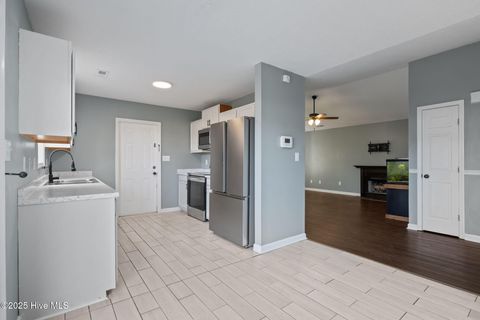 Tiny photo for 506 Sumrell Way, Hubert, NC 28539 (MLS # 100545189)