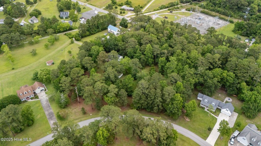 Photo of 210 Winding Woods Way, Beaufort, NC 28516 (MLS # 100510394)