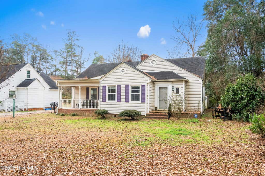 Photo of 102 Sandwall Drive, Tabor City, NC 28463 (MLS # 100589620)