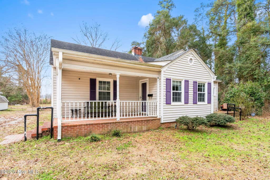 Photo of 102 Sandwall Drive, Tabor City, NC 28463 (MLS # 100589620)