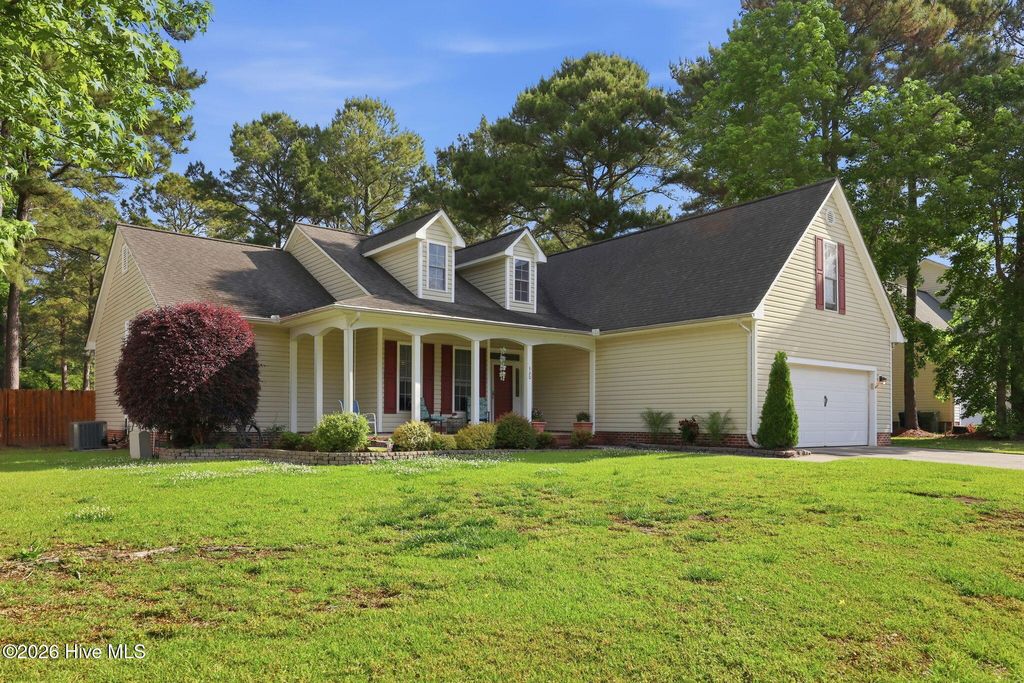 Photo of 320 Osprey Point Drive, Sneads Ferry, NC (MLS # 100572846)