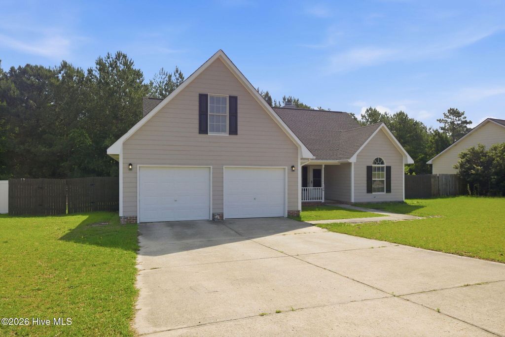 Photo of 120 Somerset Drive, Raeford, NC 28376 (MLS # 100577687)