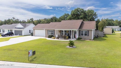 Tiny photo for 402 S Elisa Lane, Hubert, NC 28539 (MLS # 100604403)