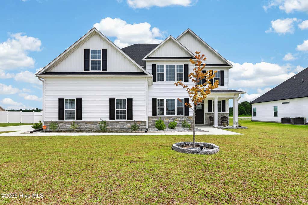 Photo of 337 Water Wagon Trail, Jacksonville, NC 28546 (MLS # 100598009)
