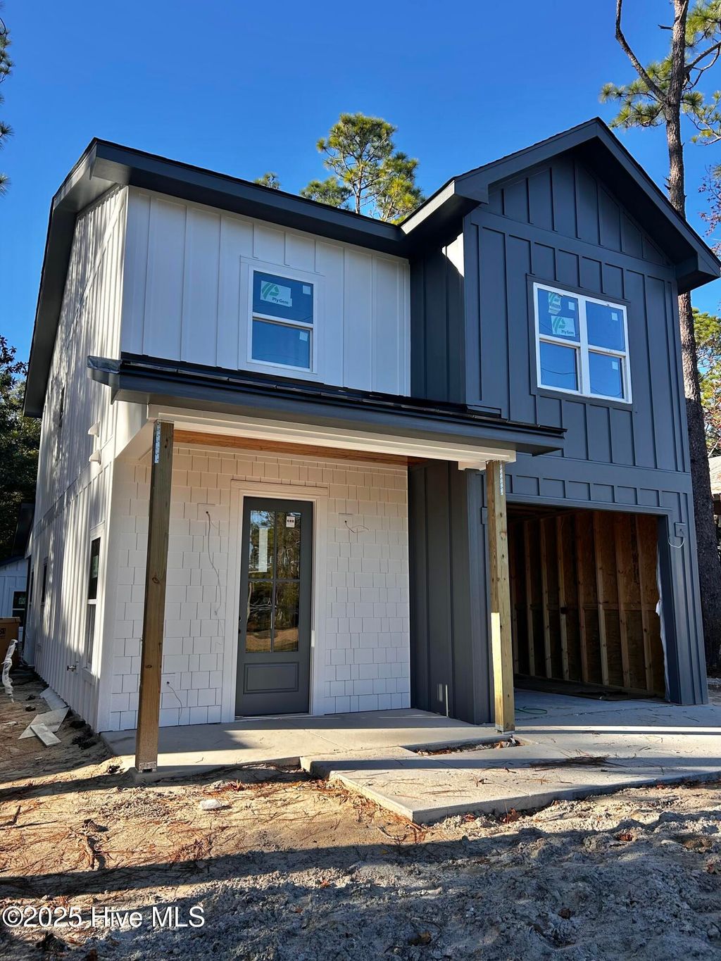 Photo of 212212 Charter Drive, Wilmington, NC 28403 (MLS # 100543932)