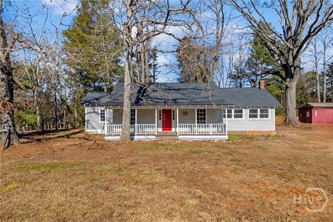 Photo of 1616 Lawrence Street, Cornelia, GA 30523 (MLS # CL345651)