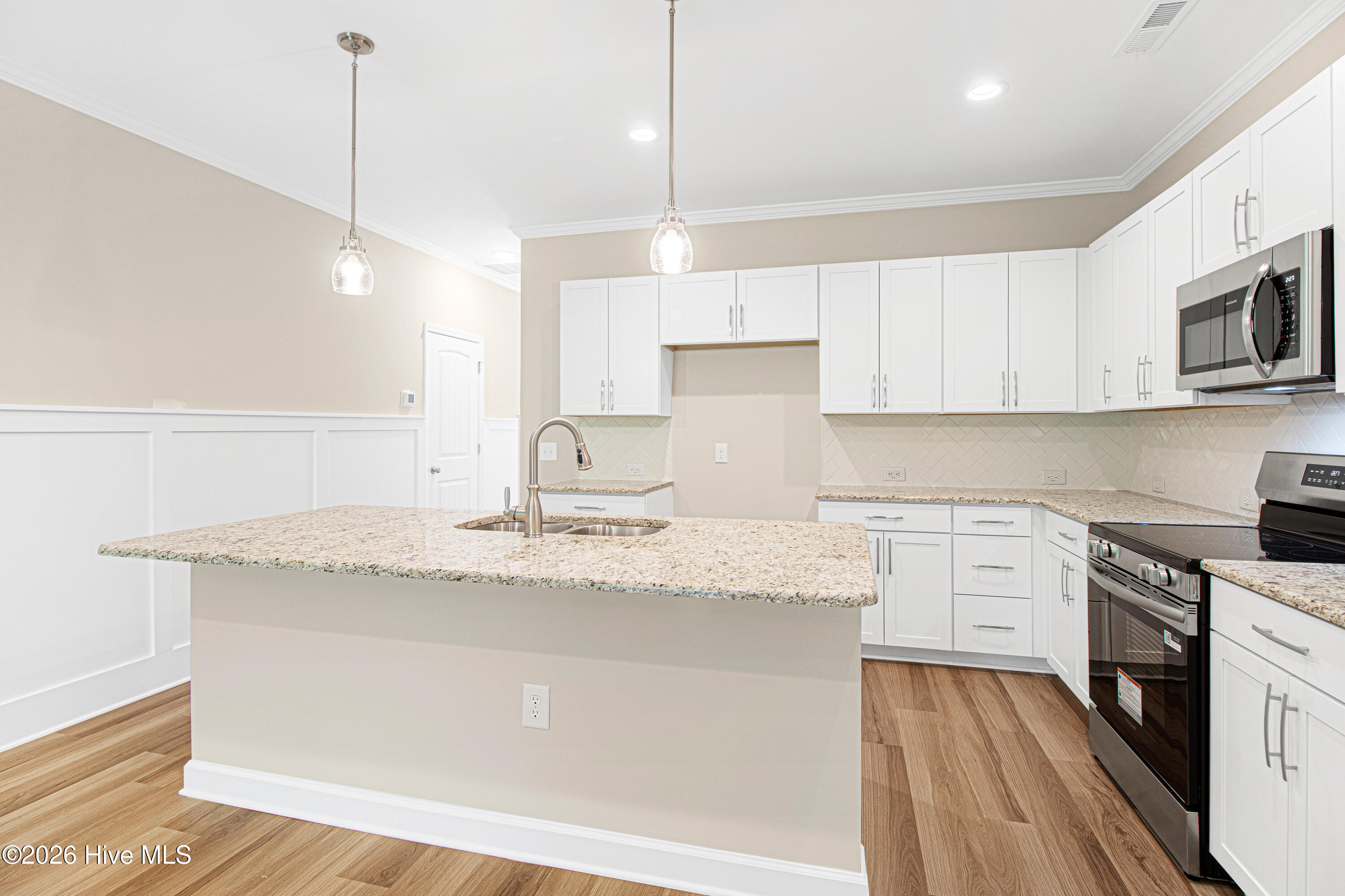 228 Cline Way Unit 131, 1809 Live Oak