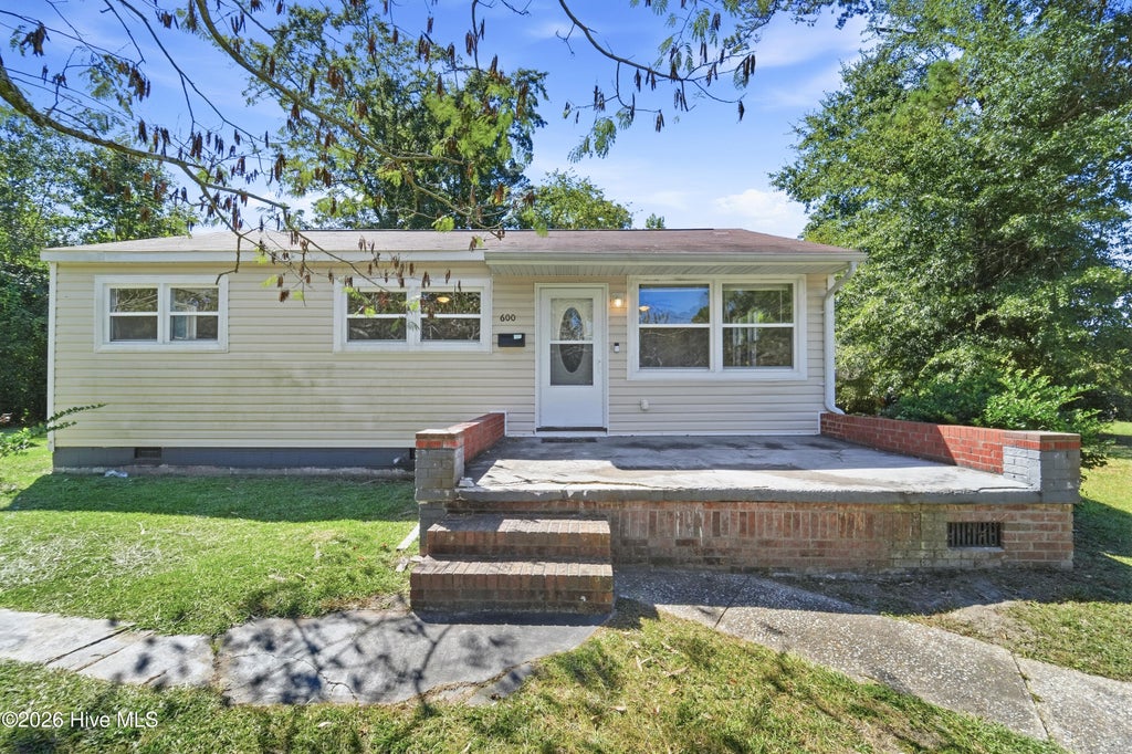 Photo of 600 New River Drive, Jacksonville, NC 28540 (MLS # 100609237)