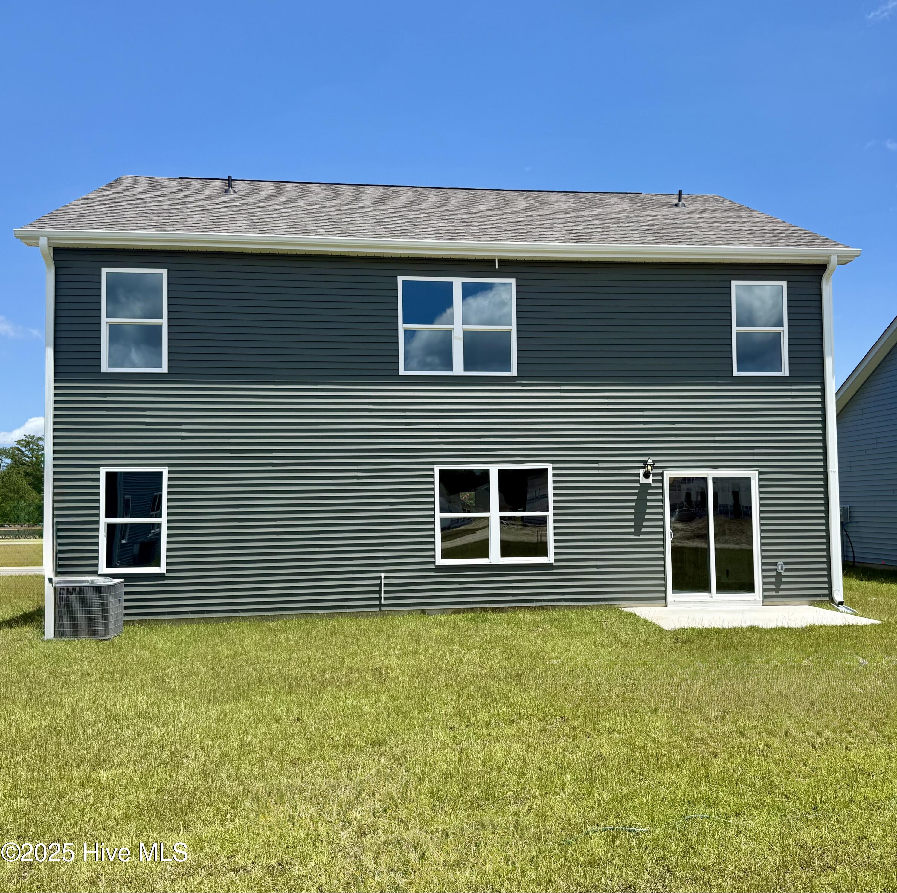 1585 Gunnel Drive SE 102