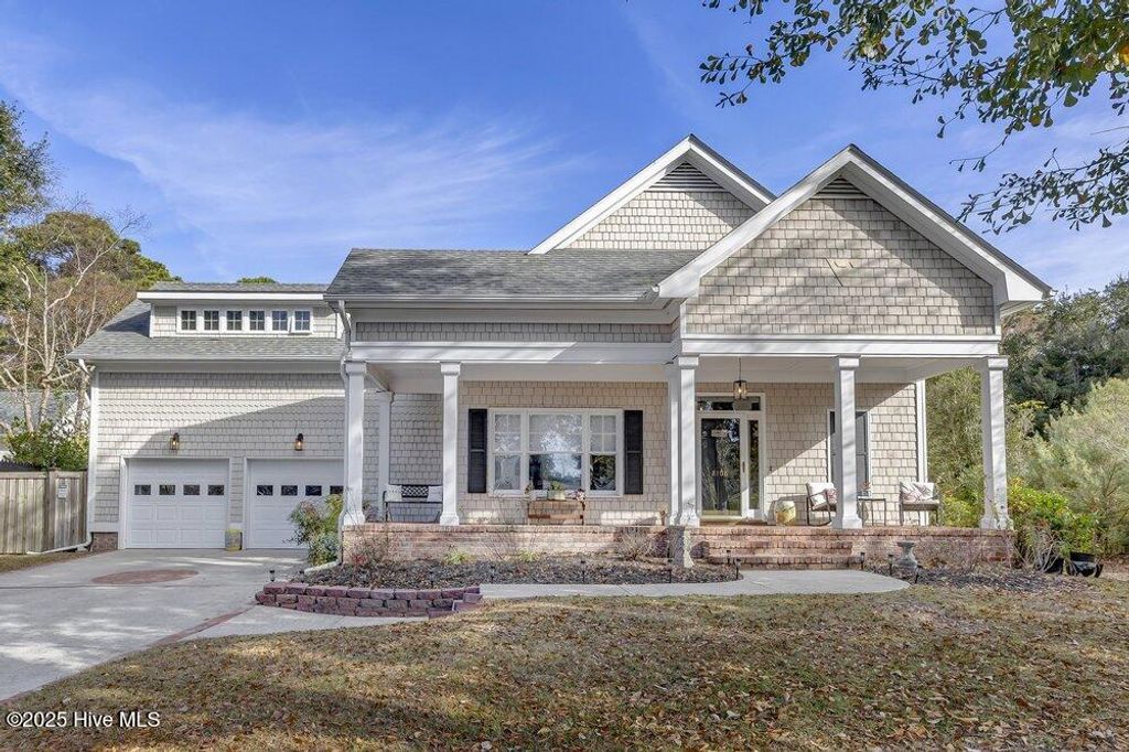 Photo of 8108 Mason Ridge Lane, Wilmington, NC 28409 (MLS # 100543426)