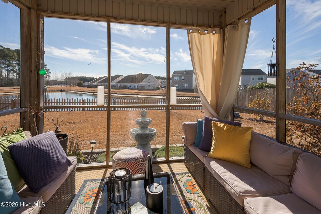 Photo of 318 Bungalow Drive, New Bern, NC 28562 (MLS # 100549943)