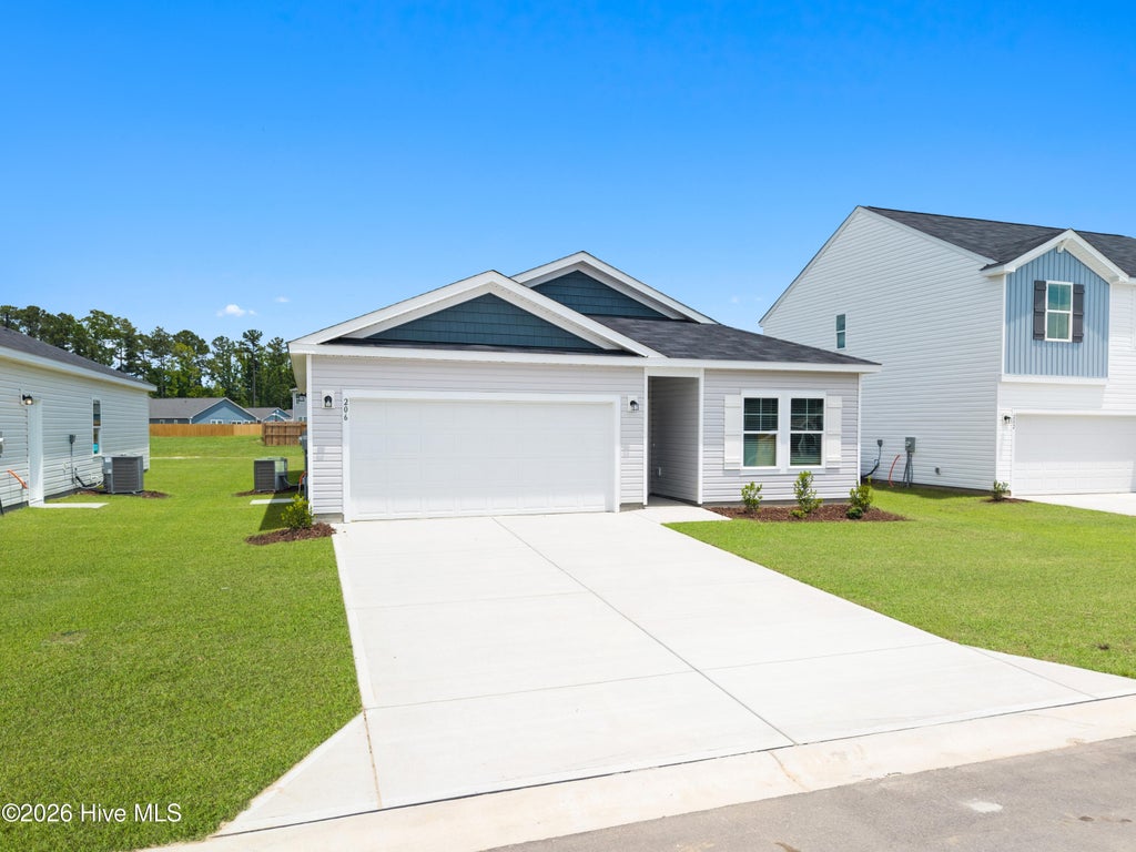 Photo of 201 Hamlet Court, Richlands, NC 28574 (MLS # 100599952)