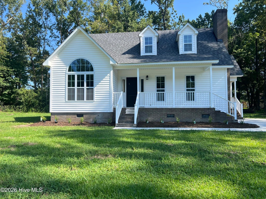 Photo of 2304 Woodridge Drive, Winterville, NC 28590 (MLS # 100602155)
