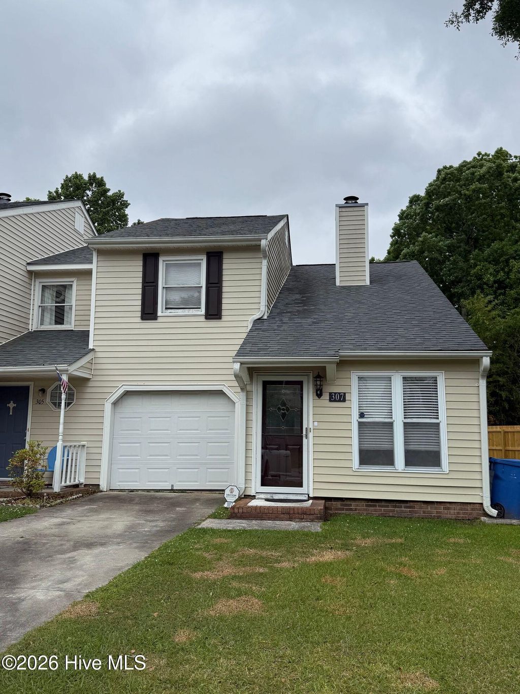 Photo of 307 Bracken Place, Jacksonville, NC 28540 (MLS # 100570005)