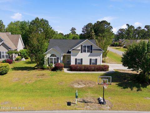 Homes For Sale - 100 Mulberry Circle<br/> Hampstead, NC 28443