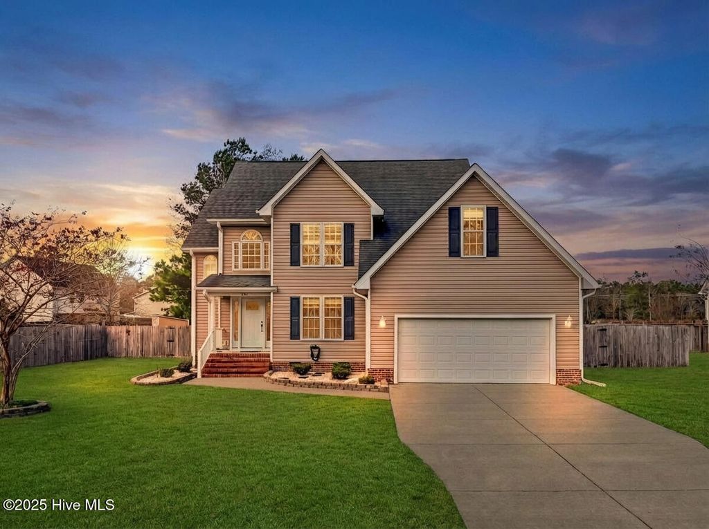 Photo of 204 Armistead Way, Jacksonville, NC 28540 (MLS # 100543417)