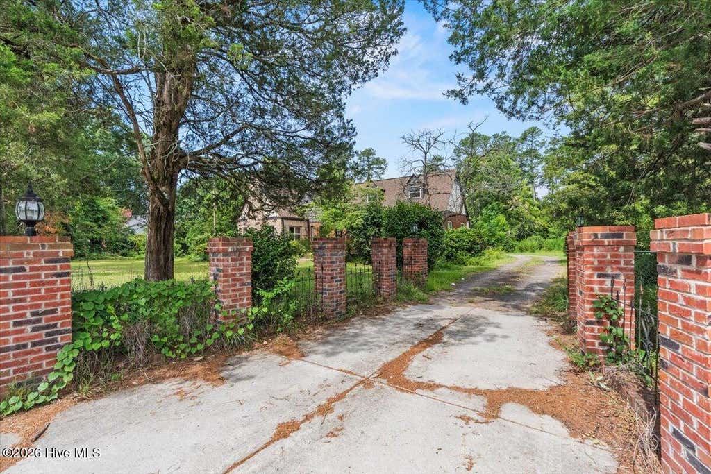 Photo of 1833 Kissingbower Road, Augusta, GA 30904 (MLS # 100591456)