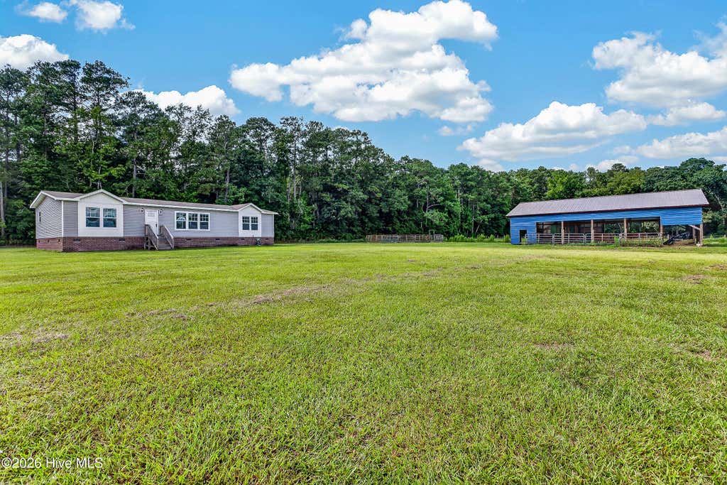 Photo of 221 Myrtle Sholar Road, Wallace, NC 28466 (MLS # 100595752)
