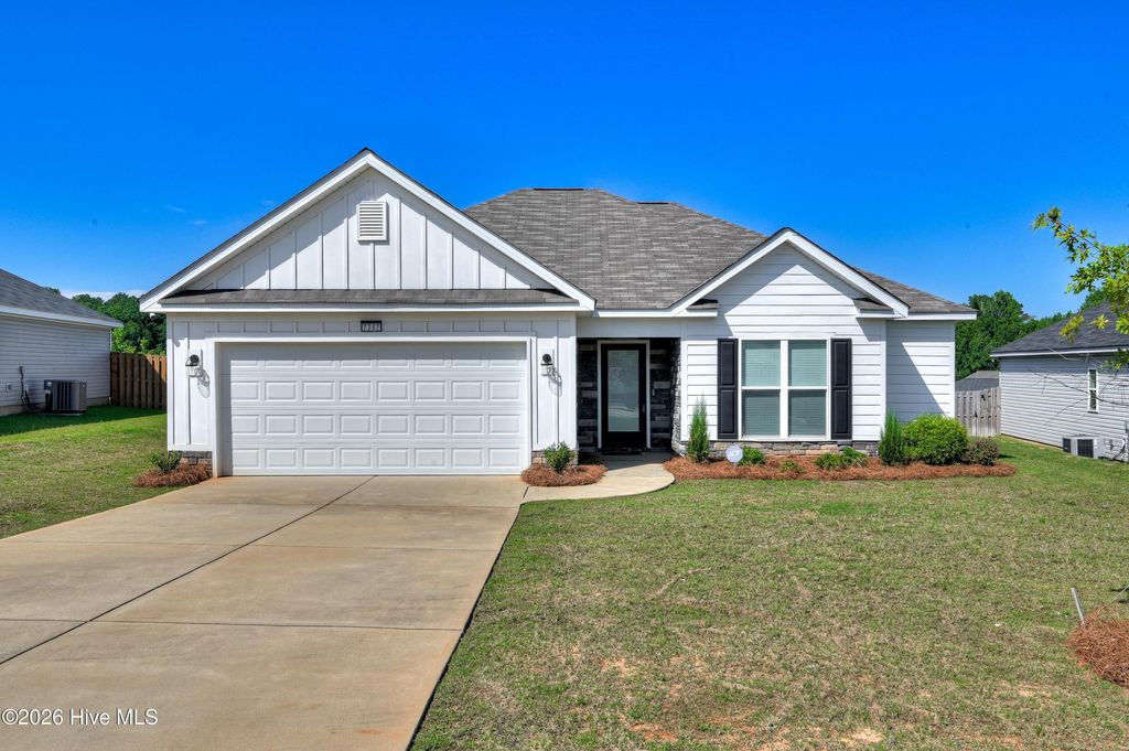 Photo of 2382 Bundoran Drive, Grovetown, GA 30813 (MLS # 100589871)