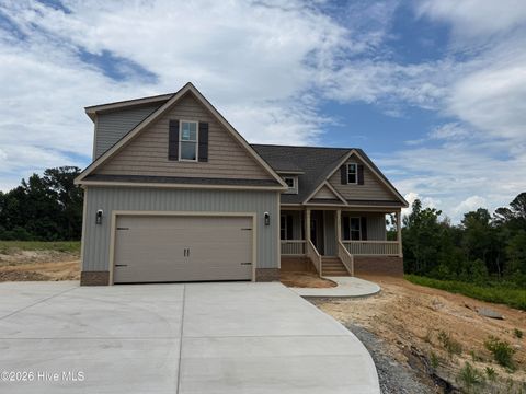 Homes For Sale - 193 Royal Avenue<br/> Selma, NC 27576