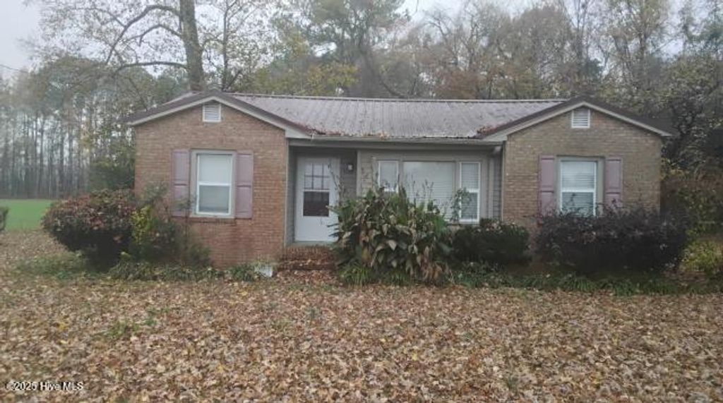 Photo of 4539 Us Highway 117 N, Pikeville, NC 27863 (MLS # 100544136)